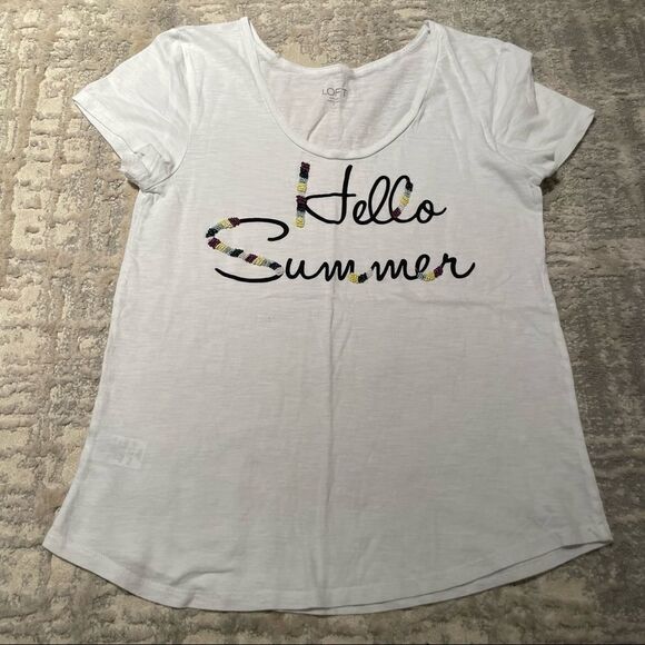 🏷️ 5 for $25 - LOFT Hello Summer Graphic Tee - Picture 2 of 7